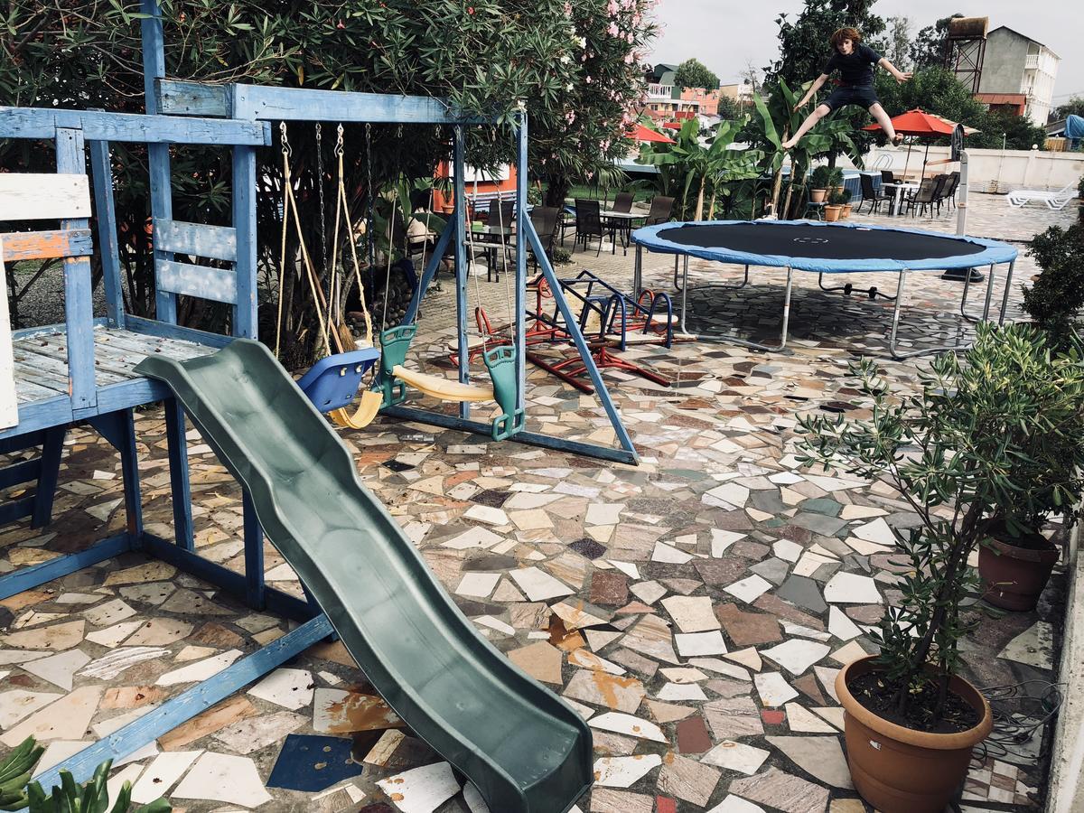 Hotel Mirage Ureki Bagian luar foto